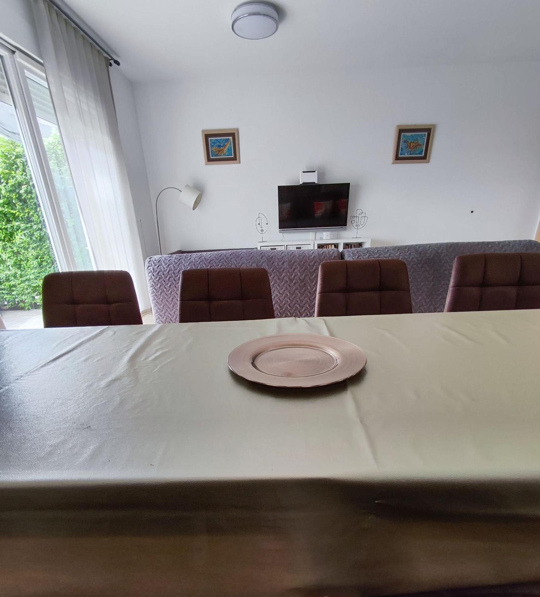 House Natali 70M From The Beach - Free Ev Top Up Rtina Buitenkant foto