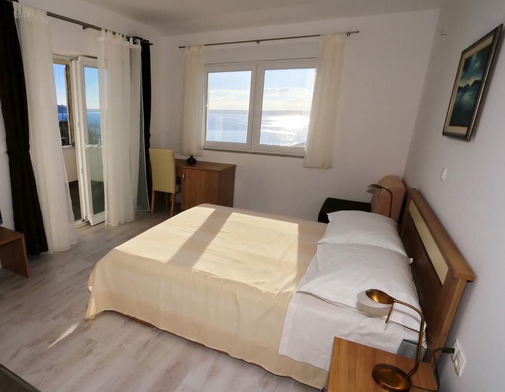 House Natali 70M From The Beach - Free Ev Top Up Rtina Buitenkant foto