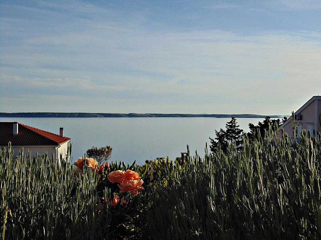 House Natali 70M From The Beach - Free Ev Top Up Rtina Buitenkant foto