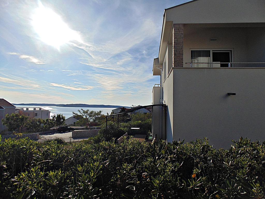 House Natali 70M From The Beach - Free Ev Top Up Rtina Buitenkant foto